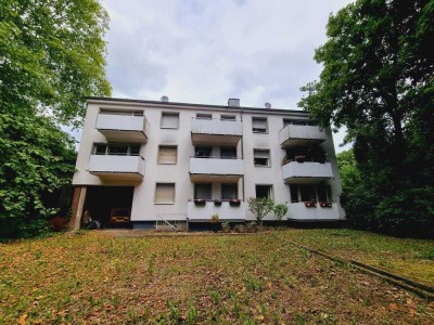 Modernisiertes Mehrfamilienhaus mit Balkonen in ruhiger Anliegerstraße von Heßler