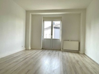 Schöne 2 Zimmer Wohnung mit Balkon und Tageslichtbad