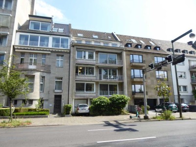 Hochwertige Wohnung am Rheinpark