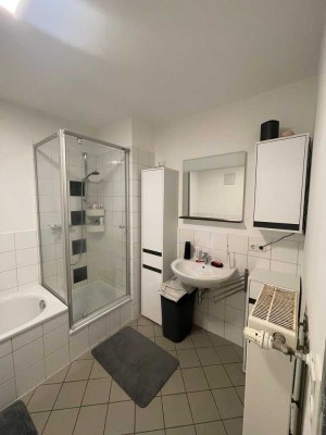 2 ZKB + EBK + Balkon
