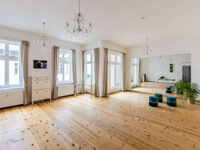 Großzügiger Altbautraum mit Südbalkon in Toplage nahe dem KaDeWe