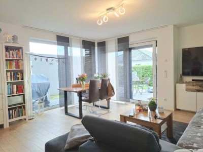 Modern und barrierefrei!
Helle Wohnung mit eigenem Garten und Garage in ruhiger Spielstraße!