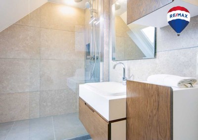 Doppelhaushälfte auf zwei Etagen mit Garten in Görwihl