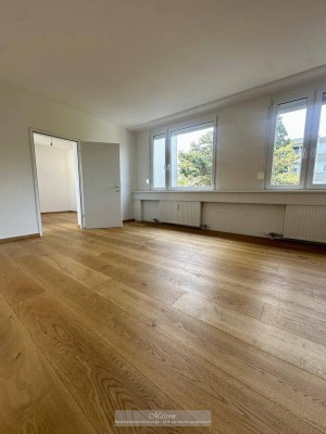 DIREKT AM KURPARK BAD VÖSLAU - SONNIGES FAMILIENEIGENTUM MIT LOGGIA IN TOPZUSTAND