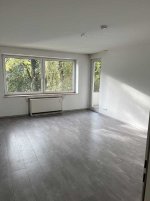 Vollständig renovierte 4,5 Raum Obergeschoss in Essen