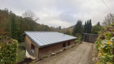 Tiny House mitten in der Natur