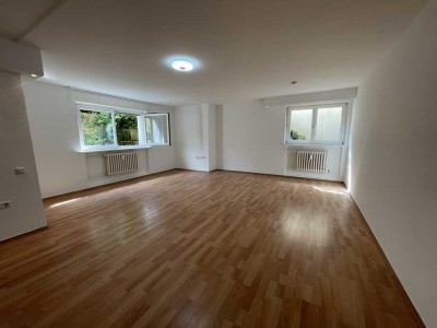 Helle 3-Zimmer-Wohnung i. Uninähe, WG geeignet