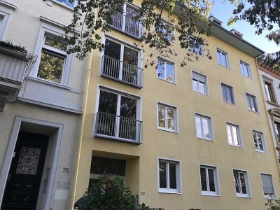 *** WOHNEN IN KARLSRUHE = GEMÜTLICHES WOHNREFUGIUM MIT SÜDBALKON IN TOLLER INNENSTADTLAGE ***