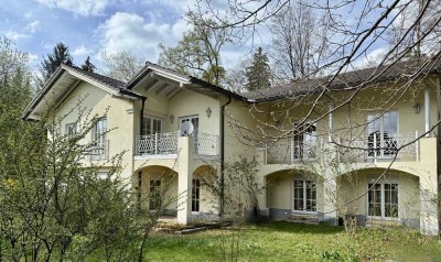 Stilvolle Villa am Waldrand – Ihr Familienrefugium bei München