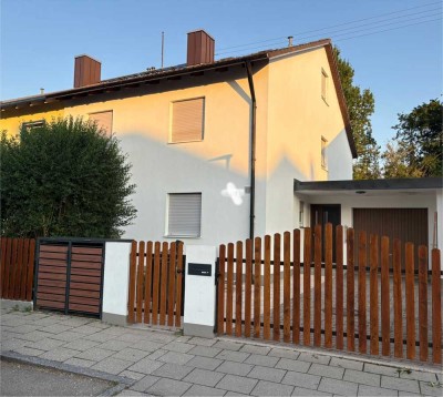 Erstbezug nach Sanierung: Günstige 6-Raum-Doppelhaushälfte mit geh. Innenausstattung in Putzbrunn
