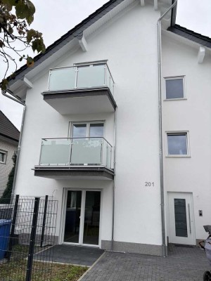 Erstbezug: Moderne 2-Zimmer-Wohnung in einem 6-Parteienhaus in Bonn Lessenich