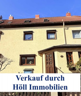 Gepflegtes Reihenhaus mit Garten im Grünen und doch zentral gelegen, zu verkaufen