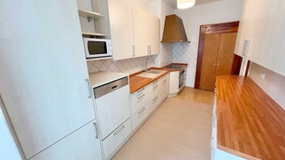 TOP Lage in AB City! 2 ZW mit 2 Bädern + Ankleideraum