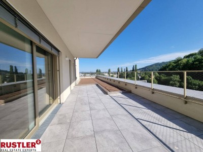 Genießen Sie die Natur: Außenflächen im Schlosspark |4-Zimmer-Penthousewohnung mit großer Terrasse