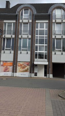 Ansprechend geräumig ! Moderne 4Z.-maisonette gute Gestaltung/Ausstattung, Balkon, TG. zentrale Lage