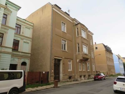 *Greiz* MFH mit 5 WE auf 562 m² Wfl. sowie 2 Garagen (sanierungsbedürftig).