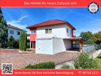 Freistehendes Einfamilienhaus mit Garten, Garage und Carport
