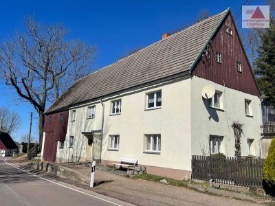 Wohnhaus, Bauernhaus, Landhaus mit großer Scheune in Hartmannsdorf bei Frauenstein