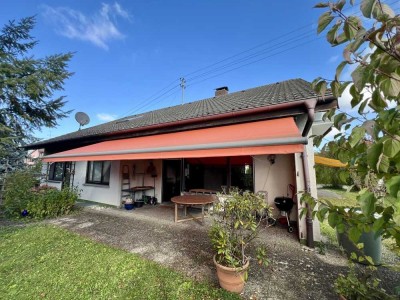 Einfamilienhaus auf großem Grundstück in ruhiger Sackgassenlage