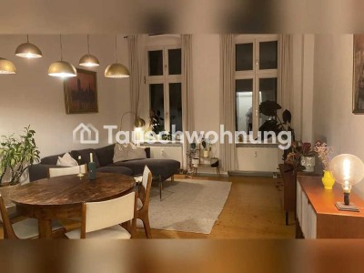 Tauschwohnung: 3 Zimmer Altbau-Wohnung in Mitte gegen 2 Zimmer-Wohnung