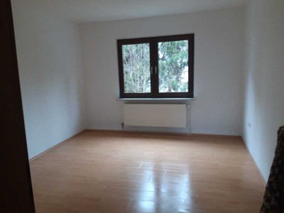 Südl. Vorstadt, KO, Gepflegte 4-Zimmer-Wohnung im 1. OG mit Balkon
