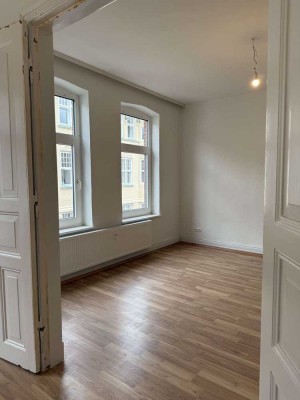 3-Zimmer Wohnung in zentraler Lage von Kiel Gaarden - WG Geeignet -