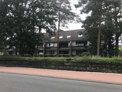 Freundliche und gepflegte 4-Raum-Dachgeschosswohnung mit Einbauküche in Burgdorf