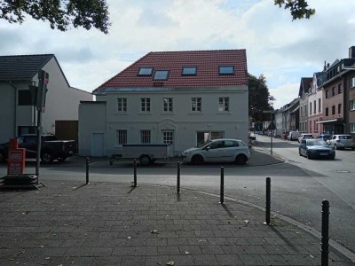 Geschmackvolle 5-Zimmer-Maisonette-Wohnung in Köln Bocklemünd/Mengenich