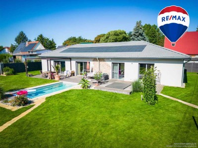 Das perfekte Zuhause – großzügiger Bungalow mit Pool, Sauna & Sonnenterrasse