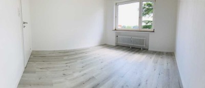 Renovierte 3-Zimmer-Wohnung mit Einbauküche u. Balkon in Alsdorf