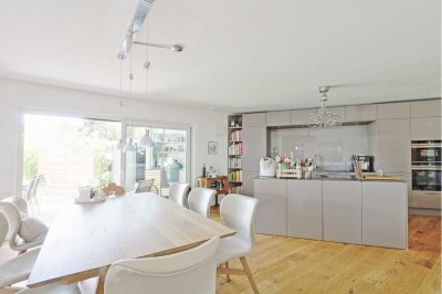 Zeitlos stilvoll & zukunftssicher: Exklusive, barrierefreie Gartenwohnung in bester Lage