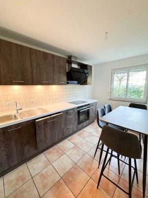 MH Immobilien- Haus im Haus - ansprechende Wohnung auf drei Etagen mit 127 m² Wohn-Nutzfläche