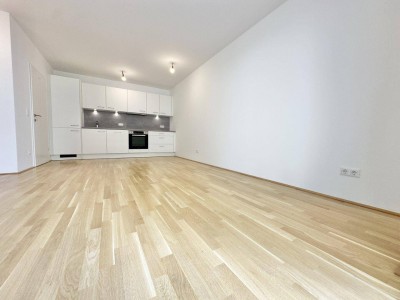 Hier müssen Sie schnell sein - AB SOFORT BEZIEHBAR! Tolle 3 Zimmerwohnung + Terrasse/Garten! Absolute Ruhelage - Tokiostraße!
