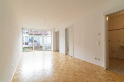 Renoviertes Senioren Apartment + 1,5 Zimmer + in bekannter Seniorenwohnanlage in Ingolstadt