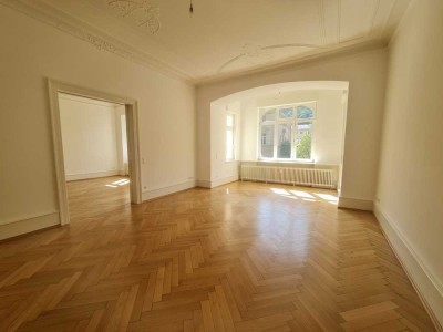 Exklusive 3-Zimmer-Altbau-Wohnung mit gehobener Innenausstattung mit Balkon in Heidelberg