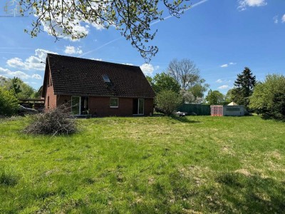 Haus im Grünen mit 3000m² Grundstück und Einliegerwohnung