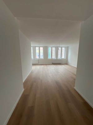 Modernisiert & barrierefrei – 2-Zimmer-Erstbezug in Top-Innenstadtlage ab 01.06 [VAC-15616]