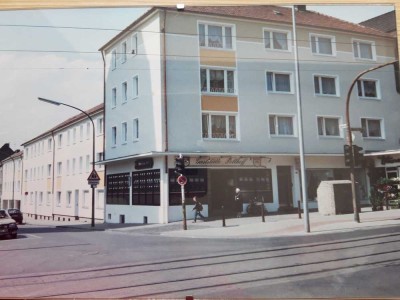 Freundliche 3,5-Zimmer-Wohnung mt Balkon und EBK