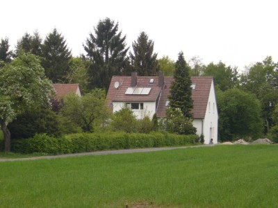 Ortsnahe 2-Zimmer-Single Wohnung im Grünen