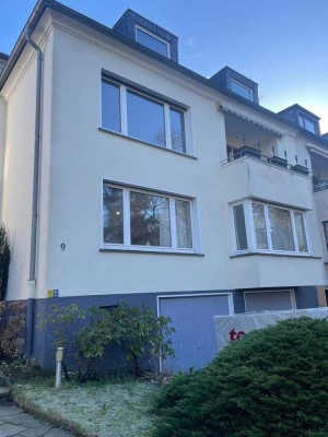 Dachgeschosswohnung im 3 Familienhaus