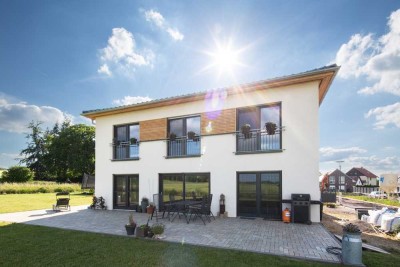 Perfekte Stadtvilla auf schönsten Grundstück:  Einzug umgehend möglich!