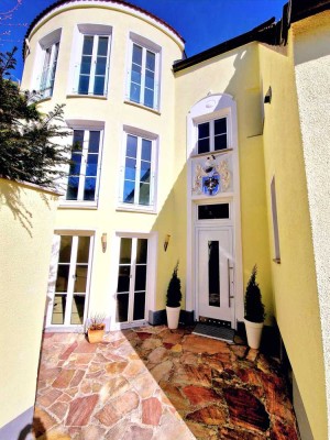 Kurzfristig verfügbar*** VILLA IN PREMIUMLAGE