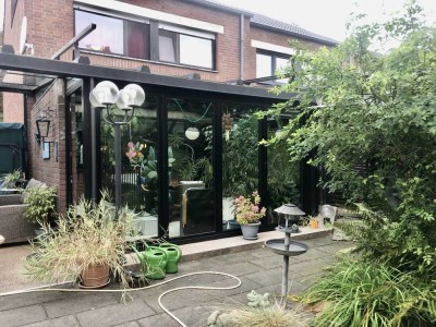 Reiheneckhaus mit großem Wintergarten in Krefeld am Schönwasserpark Bockum/Oppum