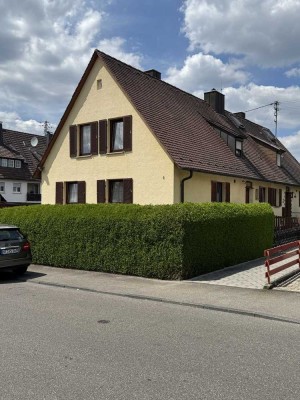 Reiheneckhaus renovierungsbedürftig – attraktive Basis für Ihr neues Zuhause