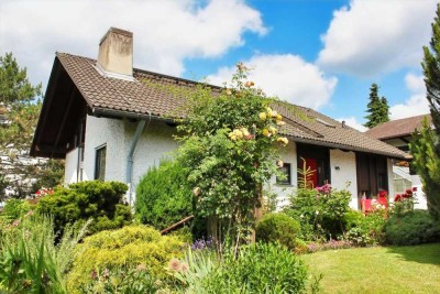 Großzügig mit Stil: Attraktives Einfamilienhaus in Pfaffenhofen !