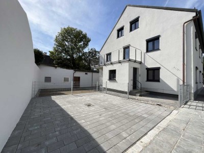 Platz für die ganze Familie! -Großzügige und moderne 6-Zimmer Wohnung mit Balkon in Altstadtnähe