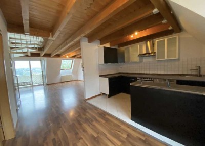 Lichtdurchflutete 3-Zimmer-Maisonette-Wohnung in Unterensingen