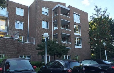 3-Raum-Wohnung mit Balkon und EBK in zentraler Lage Norderstedt
