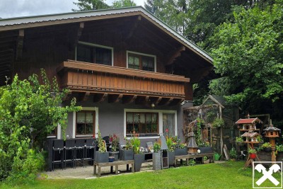 Einfamilienhaus mit großem Garten