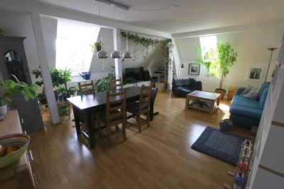 Wohnen in denkmalgeschützter Villa (zentral)
